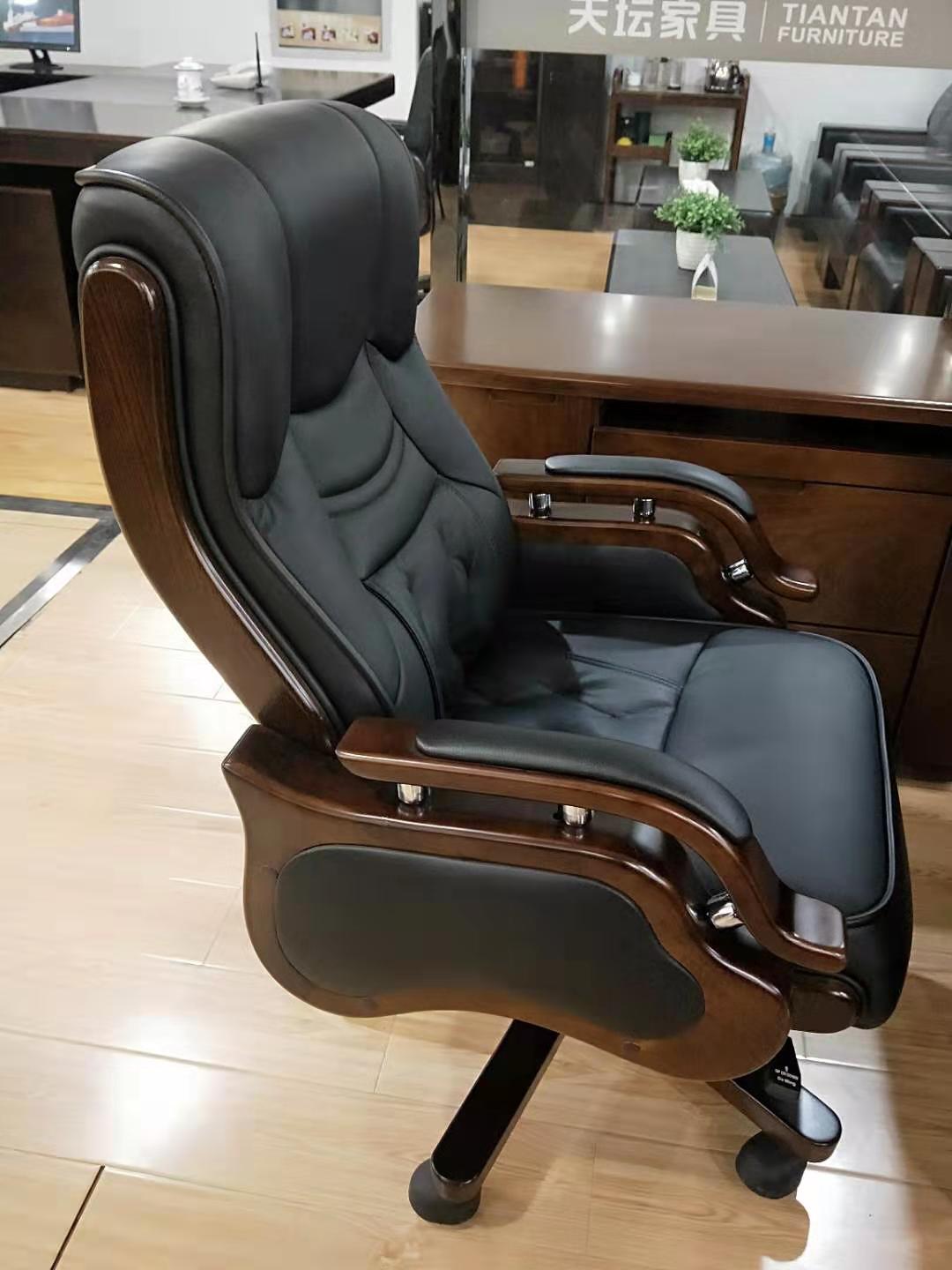 班椅